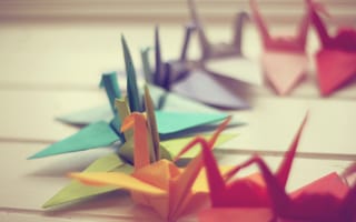 Картинка макро, бумага, журавлики, оригами