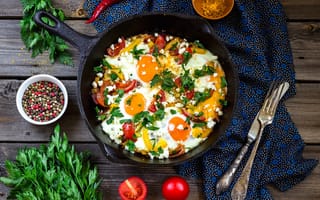 Картинка яичница, сковорода, специи, петрушка, Перец, овощи