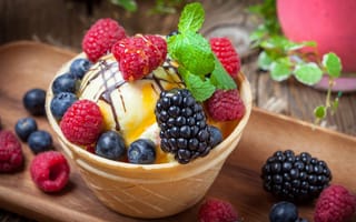 Картинка малина, ежевика, мороженое, черника, ягоды