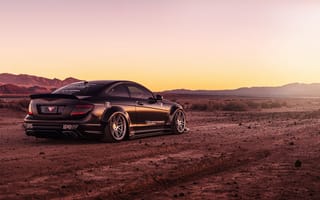 Картинка автомобиль, пустыня, на закате