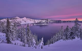 Картинка озеро, горы, вечер, сумерки, Озеро в горах, снег, зима