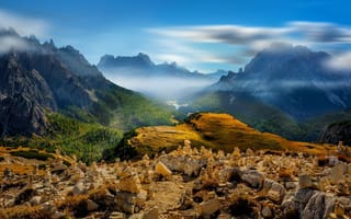 Картинка Каменистая местность в Альпах, Италия