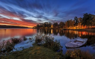 Картинка Закат солнца на реке, Швеция