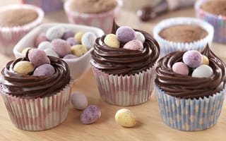 Картинка Сладкие кексы с шоколадом и конфетами