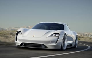 Картинка Дорогой белый автомобиль Porsche Taycan 2019