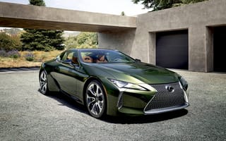 Картинка Зеленый Lexus LC 500 Inspiration Series, 2020 у гаража