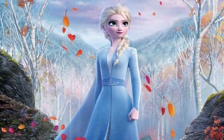 Картинка Красивая голубоглазая Эльза в лесу мультфильм Холодное сердце 2