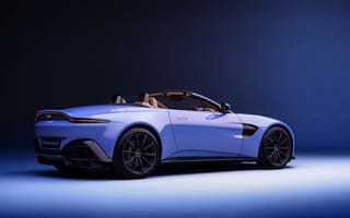 Обои Автомобиль Aston Martin Vantage Roadster 2020 года вид сзади