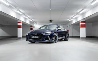 Картинка Автомобиль Audi RS 7 Sportback 2020 года на подземной парковке