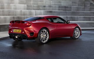 Картинка Красный автомобиль Lotus Evora GT410 2020 года вид сзади