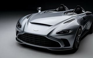 Картинка Серебристый кабриолет Aston Martin V12 Speedster 2020 года крупным планом