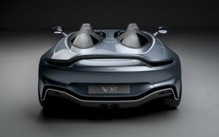 Картинка Автомобиль Aston Martin V12 Speedster 2020 года на сером фоне вид сзади