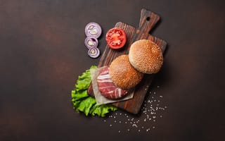 Картинка Продукты для приготовления гамбургера на столе
