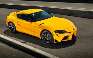 Картинка Желтый автомобиль Toyota GR Supra, 2021 года