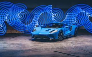 Картинка Синий автомобиль Ford GT на фоне рисунка