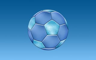 Картинка Красивый футбольный мяч на голубом фоне