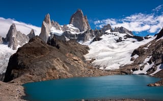 Картинка Красивый вид на горы и озеро в Национальном парке Фицрой, Чили