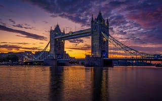 Картинка Тауэрский мост на закате в Лондоне