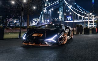 Картинка Спортивный автомобиль Lamborghini Sián FKP 37 2021 года на фоне моста