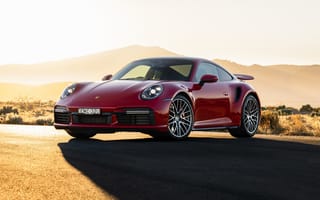 Картинка Красный автомобиль Porsche 911 Turbo 2021 года