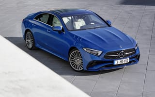Картинка Синий стильный автомобиль Mercedes-Benz CLS 350 AMG Line 2021 года