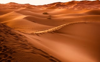Обои Песчаные дюны в пустыне Сахара