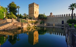 Картинка Кордова, Испания, архитектура, здание, крепость, исторический, история, старинный, отражение
