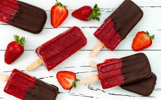 Картинка мороженное, десерт, сладость, сладости, клубника, ягода, ягоды, сладкий, еда, шоколад