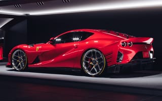 Картинка Ferrari, Ferrari 812, Competizione, Феррари, люкс, дорогая, машины, машина, тачки, авто, автомобиль, транспорт, вид сбоку, сбоку, спорткар, спортивный, красный