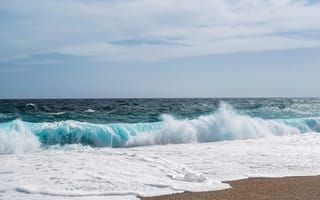 Картинка океан, море, вода, природа, берег, побережье, пляж, песок, песчаный, волна, брызги, всплеск