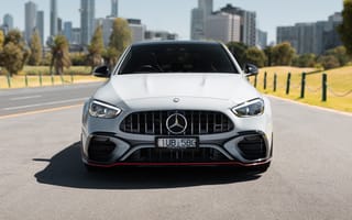 Картинка Mercedes, Мерседес, машины, машина, тачки, авто, автомобиль, транспорт, вид спереди, спереди, белый, город, здания, дорога