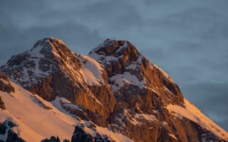 Картинка горы, гора, природа, скала, вершина, облачно, облачный, облако, облака, вечер