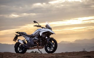 Картинка BMW, бмв, R 1300 GS, байк, мотоцикл, гора, вечер, закат, заход