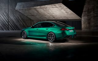 Картинка BMW, бмв, машины, машина, M5, 2024, тачки, авто, автомобиль, транспорт, зеленый