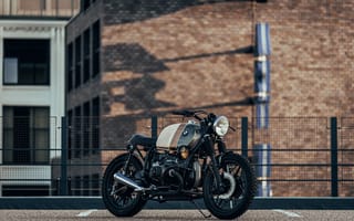 Картинка BMW, бмв, R100RT, байк, мотоцикл, вид сбоку, сбоку, здание