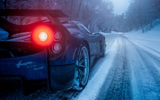 Картинка Pagani, Huayra, машины, машина, тачки, авто, автомобиль, транспорт, зима, снег, ночь, фара