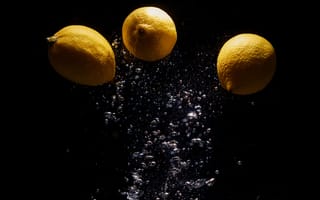 Картинка лимоны, фрукты, вода, черный фон, пузырьки, освежающий, натуральный