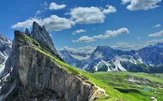 Картинка Альпы летом на горнолыжном курорте Валь Гардена, Италия