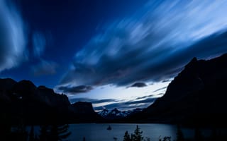 Картинка Национальный парк Глейшер ночью, Монтана, США