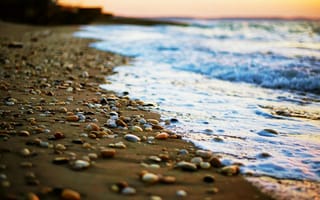 Картинка Гладкие камни на пляже