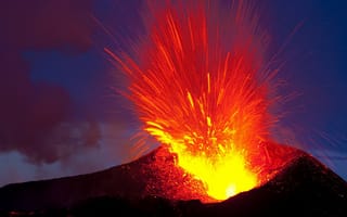 Картинка Взрыв лавы на вулкане