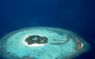 Картинка Остров в Полинезии, мелководье