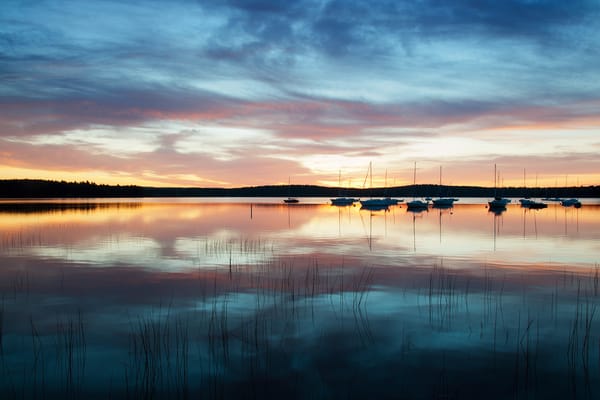 Обои США, Новая Англия, вода, небо, Lake Massabesic, утро, Нью-Гэмпшир, лодки, озеро Масабеси, отражения