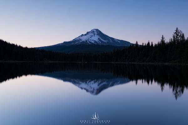 Обои USA, небо, Kenji Yamamura, гора, деревья, отражение, Mount Hood, Oregon, озеро, photographer