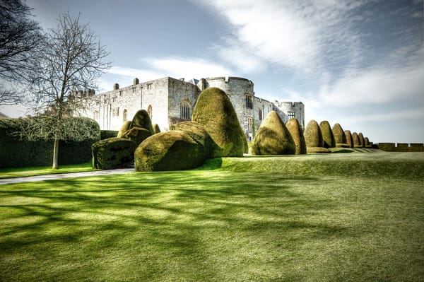 Обои трава, Wales, кусты, Chirk Castle, дерево, Великобритания, замок, дизайн