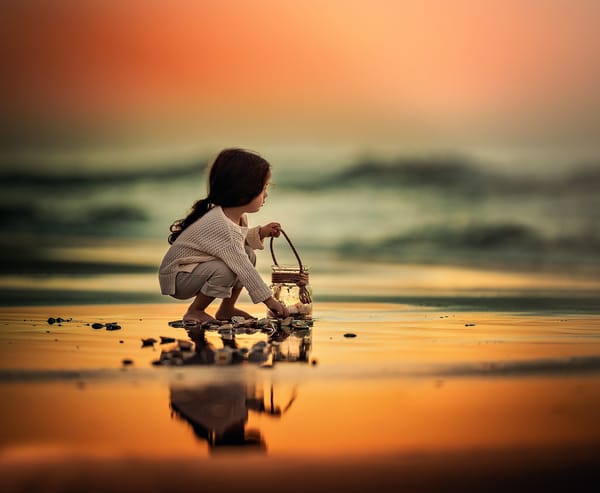 Обои Breath In The Ocean, девочка, прибой