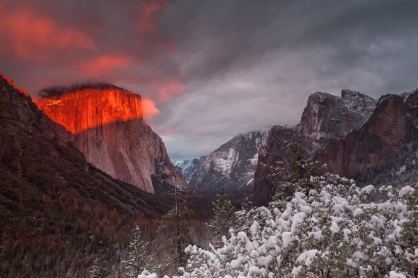Обои Yosemite National Park, El Capitan, Illumination