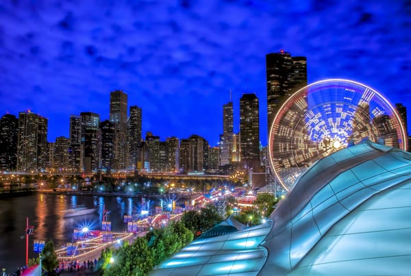 Обои Военно-морской пирс, Chicago, Illinois, набережная, небоскрёбы, озеро, озеро Мичиган, Чикаго, Иллинойс, ночной город, Lake Michigan, Navy Pier, здания