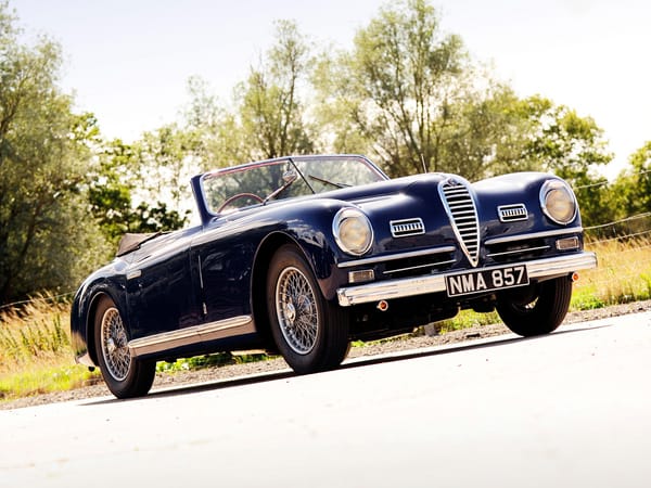 Обои синий, cabriolet, красивая машина, ретро, alfa romeo, кабриолет, 2500, солнечный свет, деревья, альфа ромео