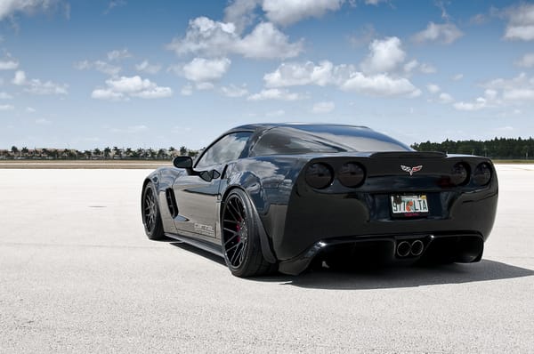 Обои Chevrolet, 360 three sixty forged, Z06, шевроле, корвет, задняя часть, Corvette, чёрный, black